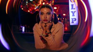 Susan Craig Native American cam model