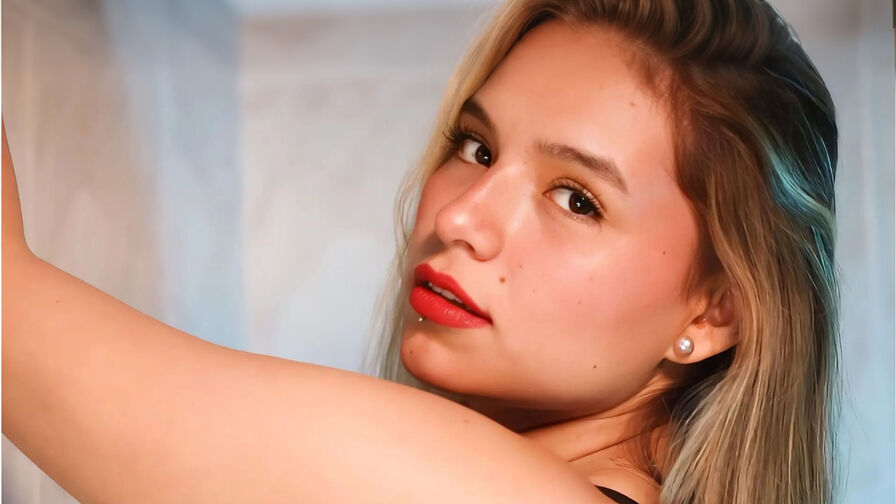 SusieJohns premium cam room profile image