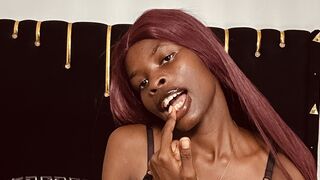 SuzanDavid live webcam model thumbnail