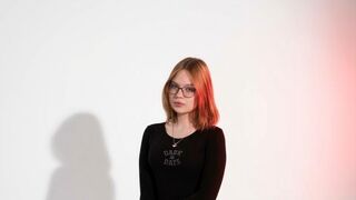 Suzan Goldstein live smoking cam