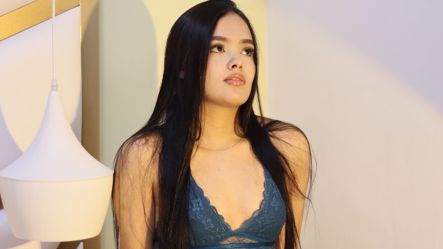 TamaraVelmont live show model profile image