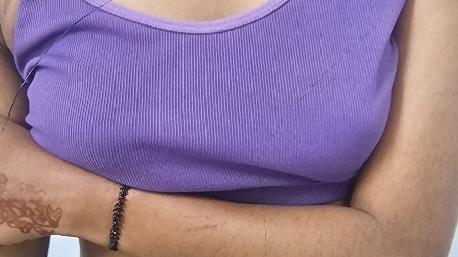 TaniyaShaikh adult cam model profile image