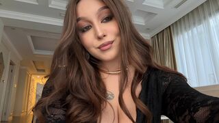 TessaMyes live cam model thumbnail