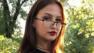 TiffaneyHews cam show profile thumbnail