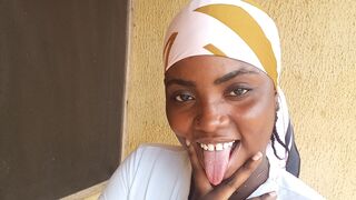TinaWildy live model chat thumbnail