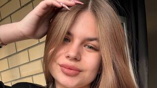 TonitaClark cam chat room thumbnail