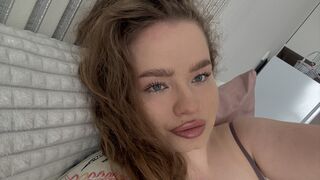 TracySimmons premium cam show thumbnail