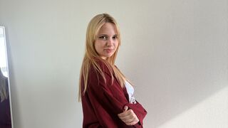 TracyWalton live stream model thumbnail