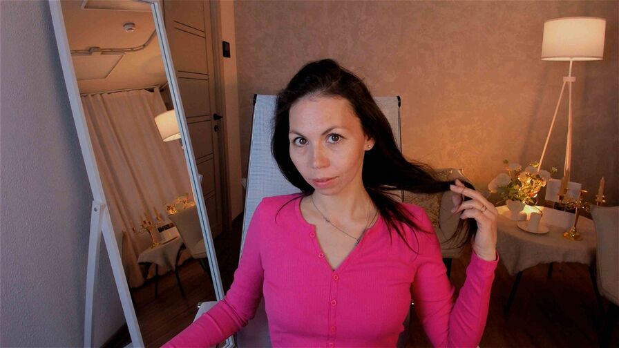 TrasyMorris private cam room profile image