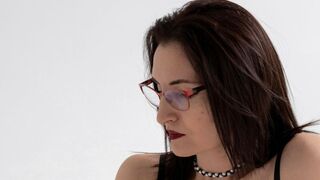 UnaTerra online cam show thumbnail