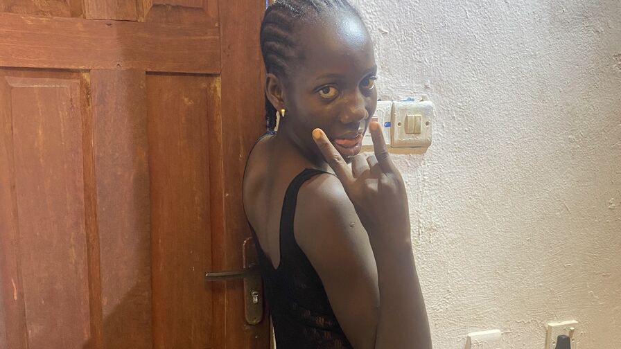 VelunaLexan cam show profile profile image