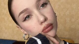 VernelBanaszak online cam model thumbnail