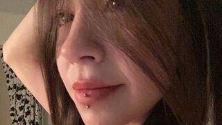 VerniceFesler live cam model thumbnail