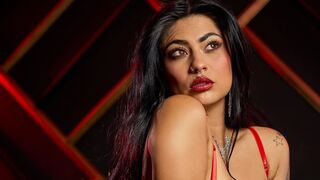 VictoriaMoneet live model chat thumbnail