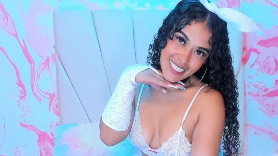 VictoriaSeul adult model chat profile image