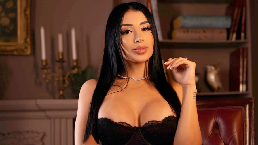 Violeta live webcam model profile image