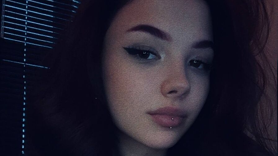 VioletteBlaser cam room profile profile image