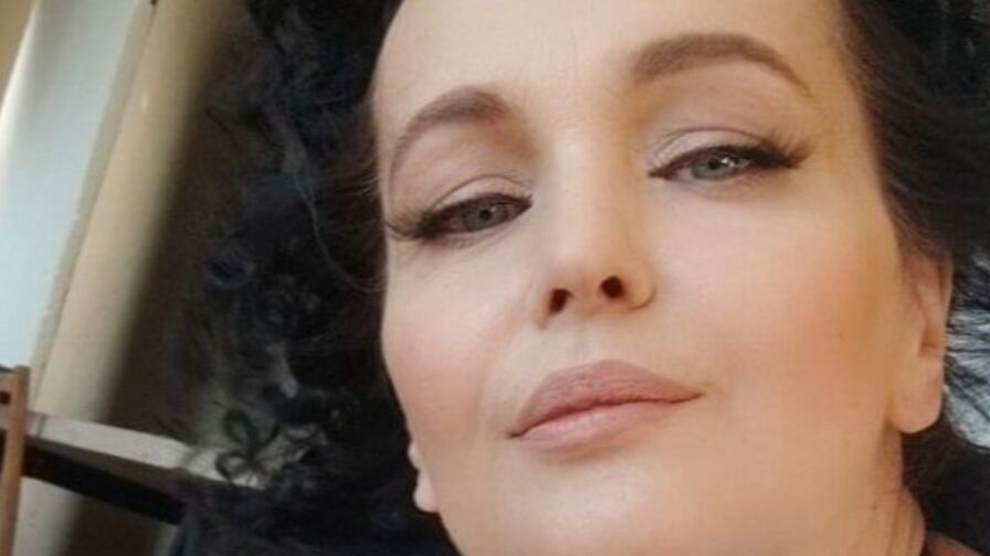 WitchRossi online cam show profile image