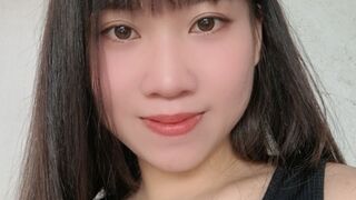 Yanna Willson live porn cam room