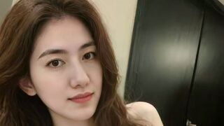 YueXiaomei webcam cam model thumbnail