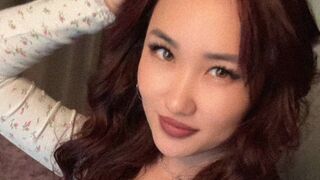 Yukiya Sunbright live sex cam girl