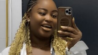 ZaraLure webcam model chat thumbnail