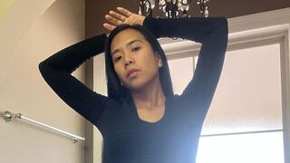 Zinnia Rose pegging live cam