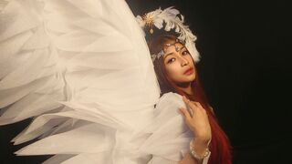 adoredior live model chat thumbnail