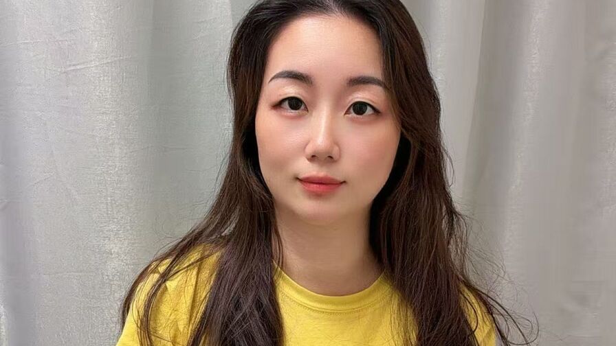 feier live stream model profile image