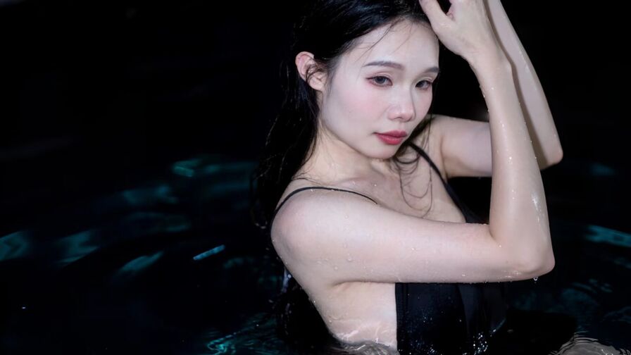 lingzi live cam chat profile image