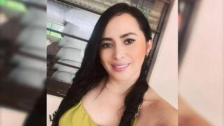 mialaurentt lesbian dildo cam