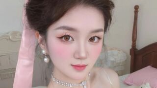 tingyan dark hair dark eyes model