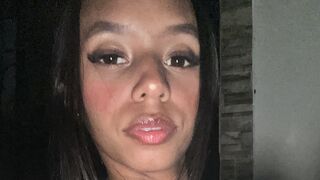 veronica LM cam girl profile preview